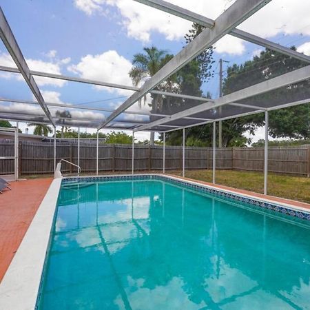 Pool Home - Close To Beaches, Food, Downtown! Sarasota Bagian luar foto