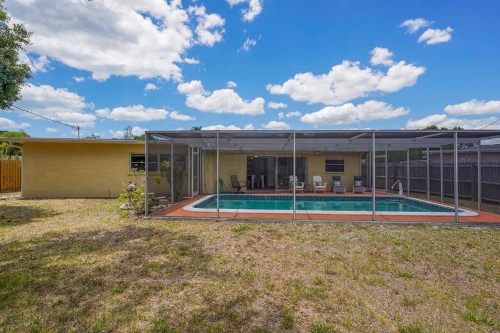 Pool Home - Close To Beaches, Food, Downtown! Sarasota Bagian luar foto